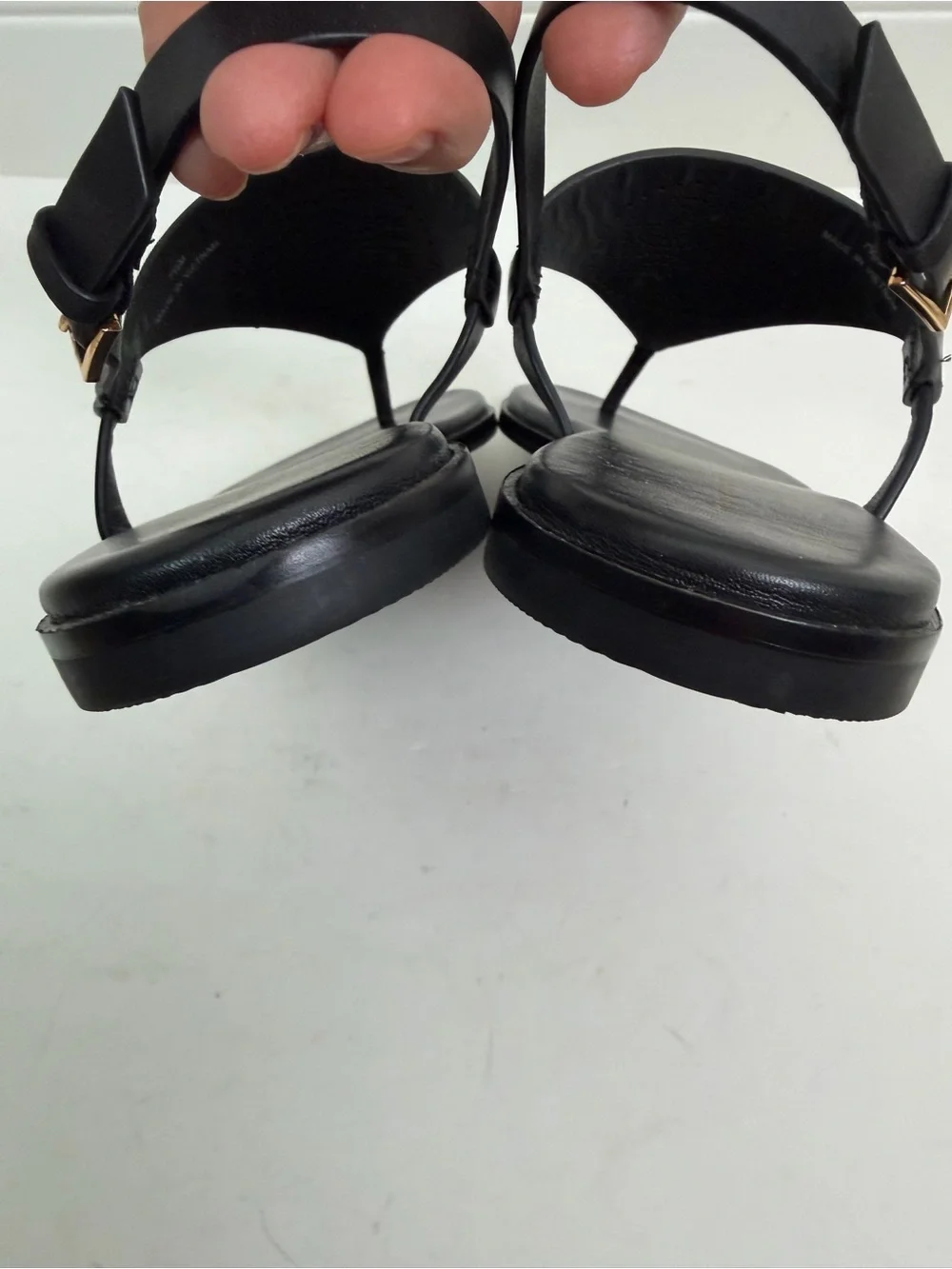 Tory Burch Capri Perf Leather Sandal in Perfect Black Size 7.5